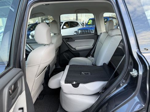 Used 2018 Subaru Forester 2.5i w/ Alloy Wheel Package image 27