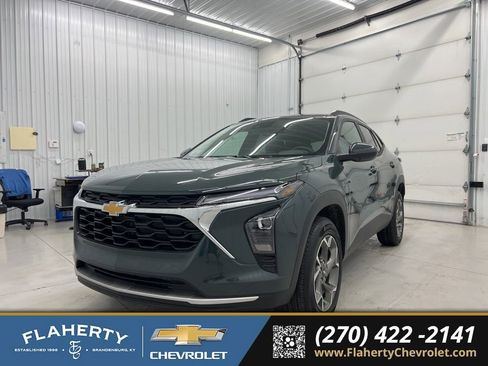 New 2026 Chevrolet Trax LT image 6