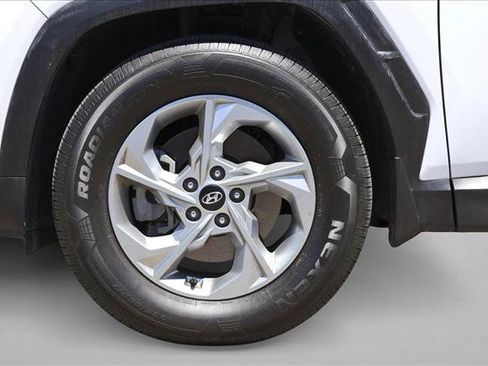 Used 2023 Hyundai Tucson SEL FWD image 9