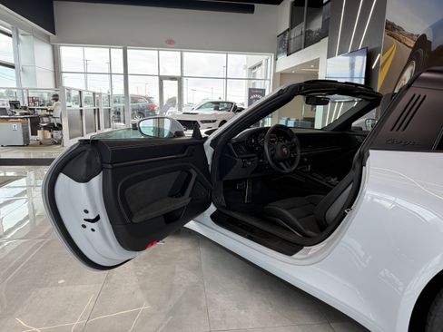 Used 2024 Porsche 911 Targa 4 GTS image 14