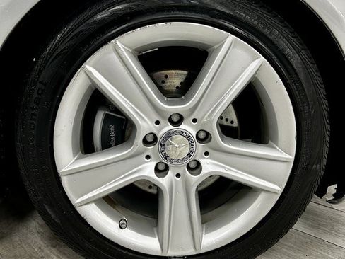 Used 2010 Mercedes-Benz C 300 Sedan image 18