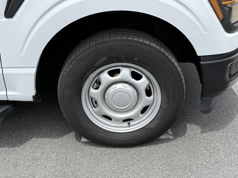 Used 2024 Ford F150 XL RWD image 12