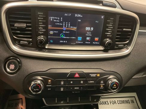 Used 2016 Kia Sorento SX FWD image 16