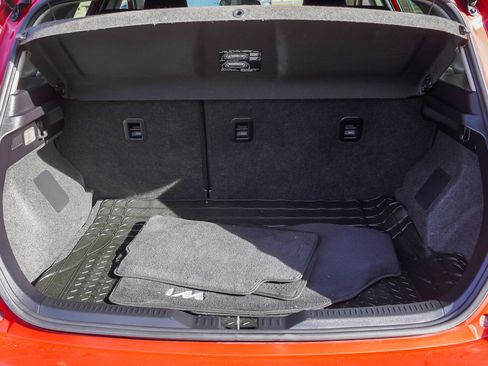 Used 2018 Toyota Corolla iM image 14