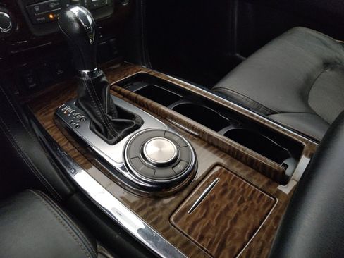 Used 2019 Nissan Armada SL w/ Premium Package RWD image 26