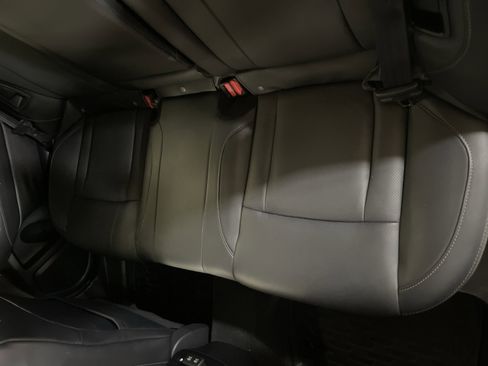 Used 2022 Subaru Outback Limited image 12