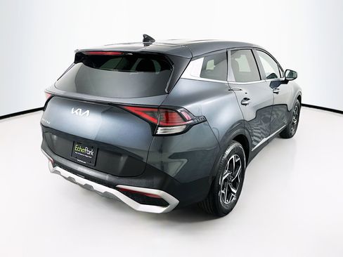 Used 2025 Kia Sportage LX image 9