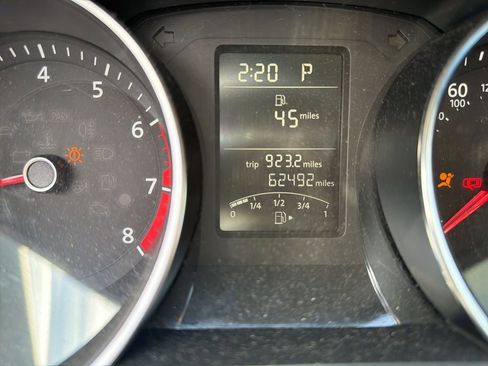 Used 2016 Volkswagen Jetta SE FWD image 11
