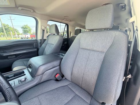 Used 2024 Ford Expedition Max XLT AWD/4WD image 22