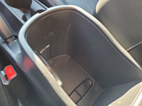 Used 2016 Kia Soul ! FWD image 19