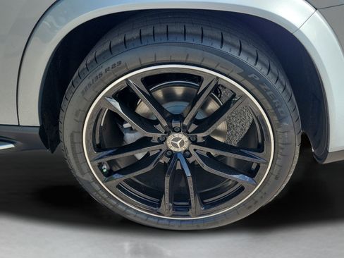 New 2026 Mercedes-Benz GLS 580 4MATIC image 32