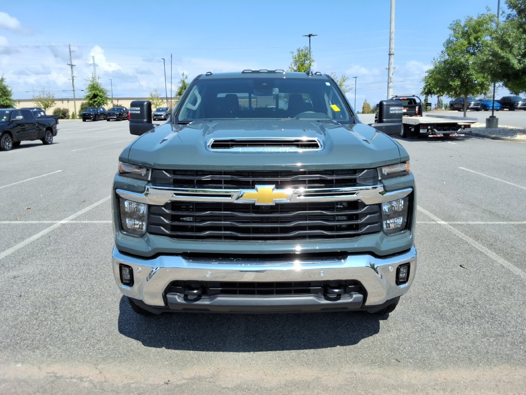Certified 2025 Chevrolet Silverado 2500 LT w/ All Star Edition AWD/4WD image 2