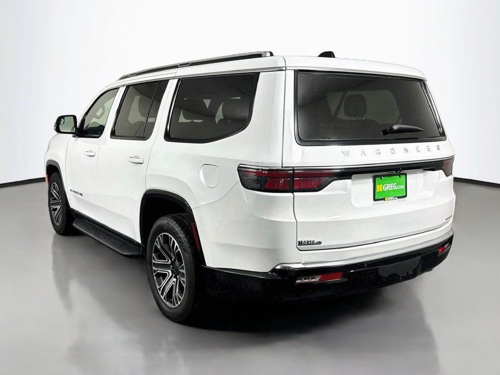 Used 2024 Jeep Wagoneer Series II w/ Flexible Seating Group RWD image 7