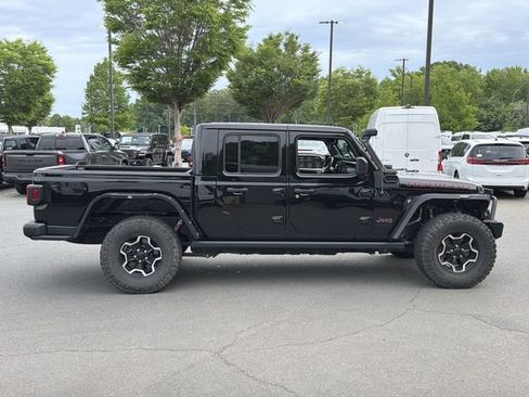 Used 2021 Jeep Gladiator Rubicon AWD/4WD image 14