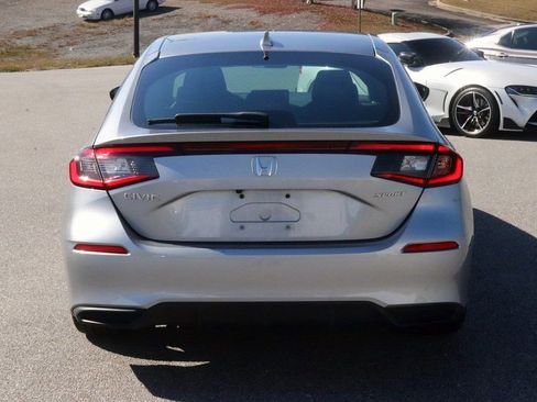Used 2024 Honda Civic Sport image 6