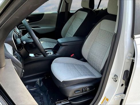 Used 2023 Chevrolet Equinox LT FWD image 23