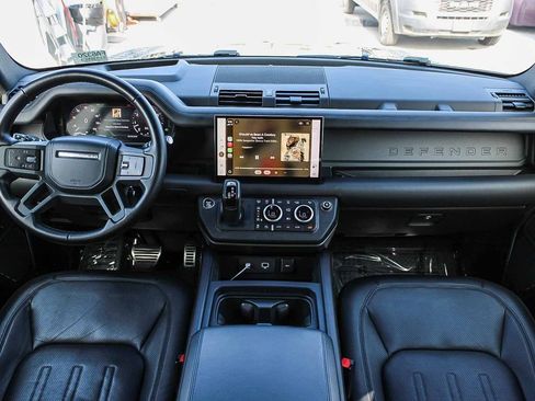 Used 2023 Land Rover Defender 110 X AWD/4WD image 12