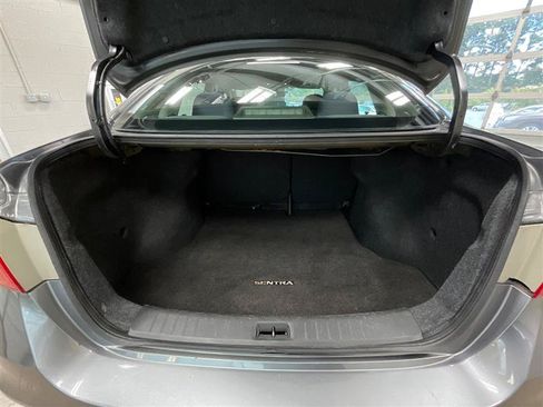 Used 2018 Nissan Sentra SV FWD image 21