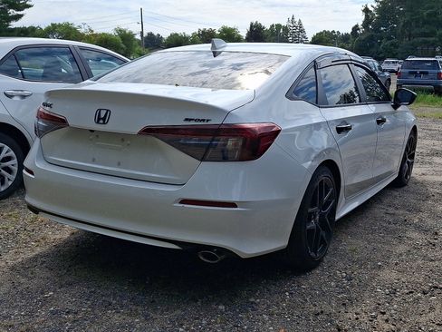 Used 2025 Honda Civic Sport image 3