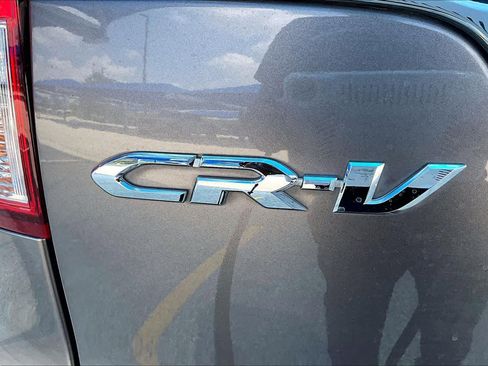 Used 2015 Honda CR-V LX image 10