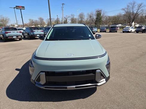 New 2026 Hyundai Kona SEL Premium AWD/4WD image 3