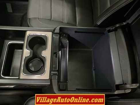 Used 2016 GMC Sierra 1500 Denali w/ Denali Ultimate Package AWD/4WD image 22