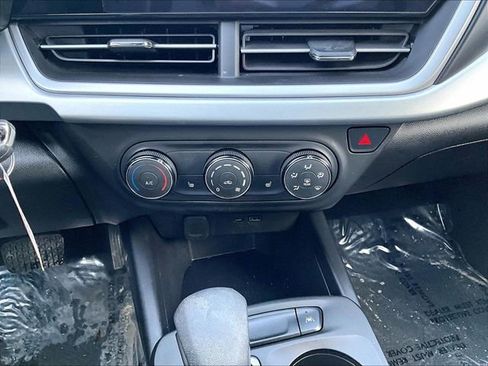 Used 2024 Chevrolet Trax RS image 26