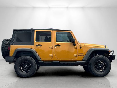 Used 2014 Jeep Wrangler Unlimited Sport AWD/4WD image 2