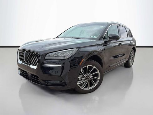 Used 2022 Lincoln Corsair Grand Touring w/ Towing Package AWD/4WD image 1