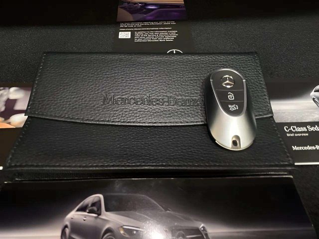 Used 2025 Mercedes-Benz C 300 Sedan image 88
