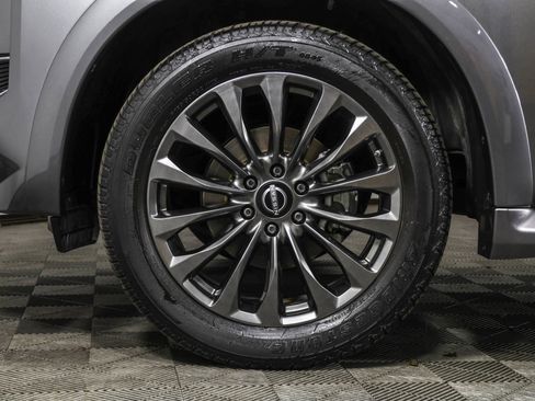 Used 2024 Nissan Armada Platinum w/ Captain's Chairs Package image 20