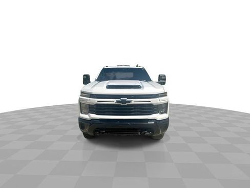 Certified 2024 Chevrolet Silverado 2500 Custom w/ Custom Value Package AWD/4WD image 4