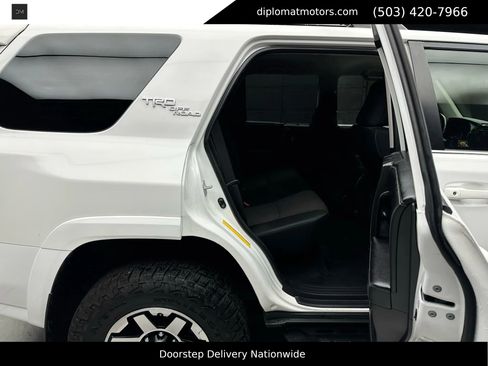 Used 2020 Toyota 4Runner TRD Off-Road image 22