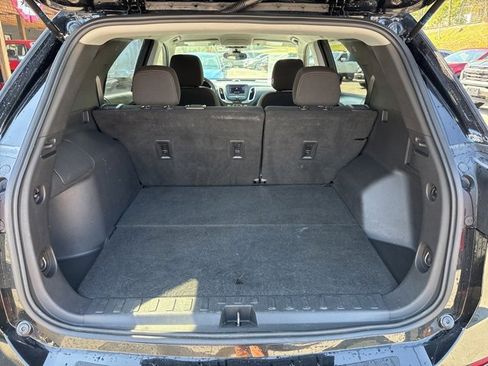 Used 2022 Chevrolet Equinox LT image 10