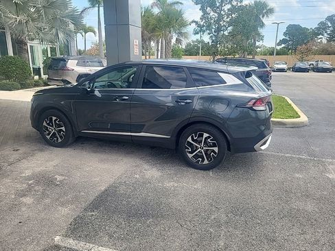 Certified 2024 Kia Sportage EX FWD image 4