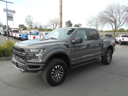 Used 2020 Ford F150 Raptor image 1