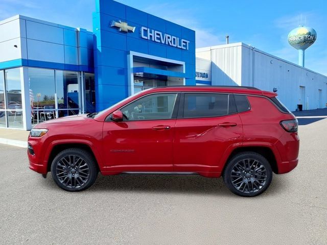 Used 2022 Jeep Compass Limited w/ (RED) Package AWD/4WD image 7