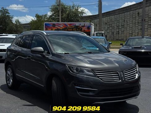 Used 2017 Lincoln MKC Select FWD image 10