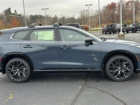 New 2025 Toyota Crown Signia w/ Advanced Technology Package image 28