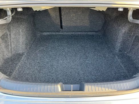 Used 2024 Volkswagen Jetta SE image 15