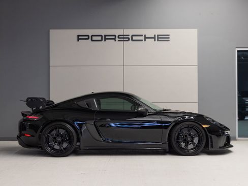 Certified 2024 Porsche 718 Cayman GT4 RS RWD image 8