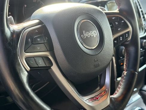 Used 2021 Jeep Grand Cherokee Trailhawk w/ Trailhawk Luxury Group AWD/4WD image 30