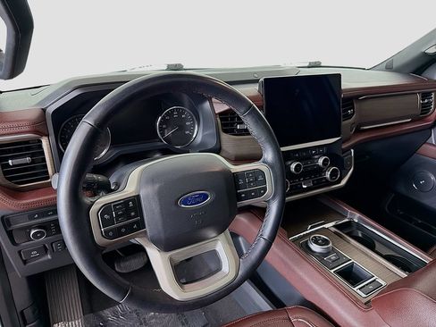 Used 2024 Ford Expedition Limited RWD image 25