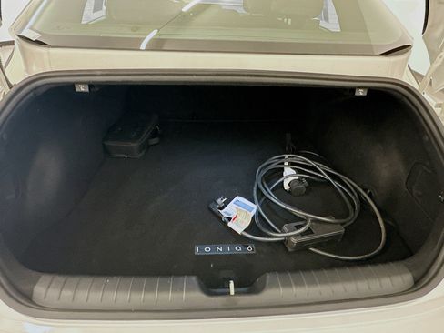 Used 2024 Hyundai Ioniq 6 SE AWD/4WD image 30