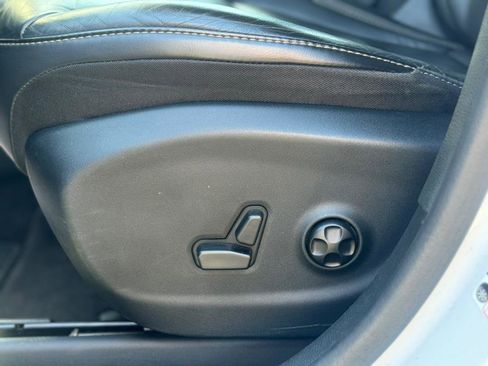 Used 2018 Jeep Cherokee Limited w/ High Altitude Package image 24