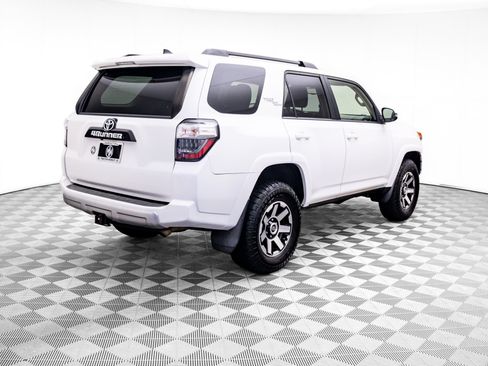 Used 2019 Toyota 4Runner TRD Off-Road Premium AWD/4WD image 5
