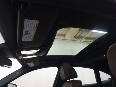 Used 2023 BMW i4 eDrive35 RWD image 14