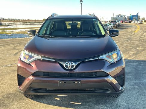 Used 2016 Toyota RAV4 LE image 7