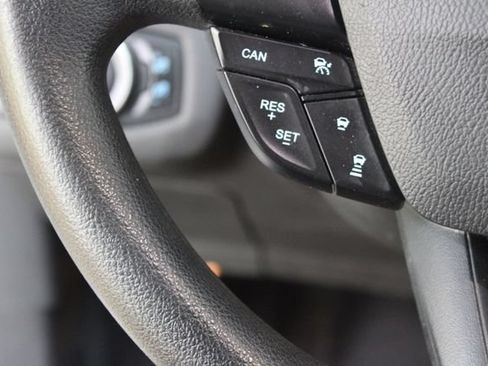 Used 2019 Ford Escape SE w/ Ford Safe & Smart Package AWD/4WD image 17