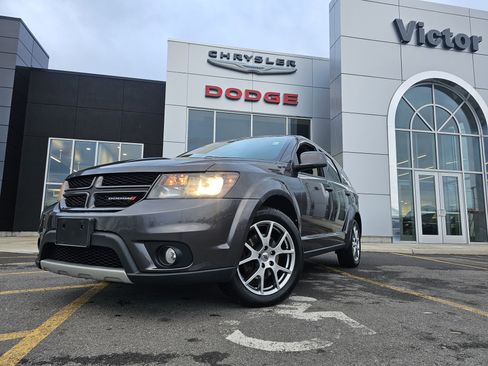 Used 2018 Dodge Journey GT image 1
